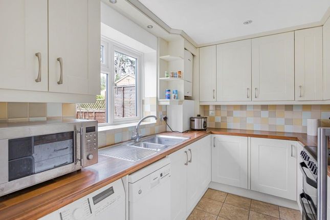 Terraced house to rent in Aplins Close, Harpenden