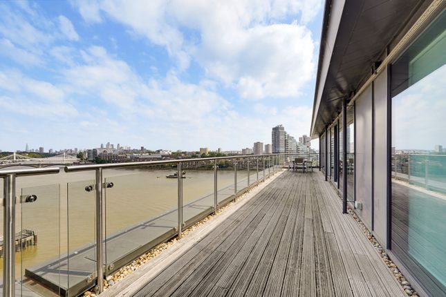 Chelsea Wharf, 15, Lots Road, London photo 2