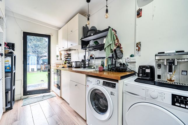 36, Burchell Road, London photo 3