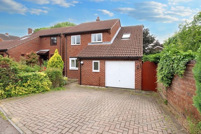 Thumbnail Detached house to rent in Blackmore, Letchworth Garden City