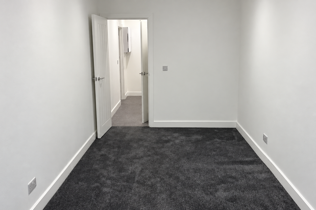 Flat 15  75-79, Shirley Road, Southampton photo 4