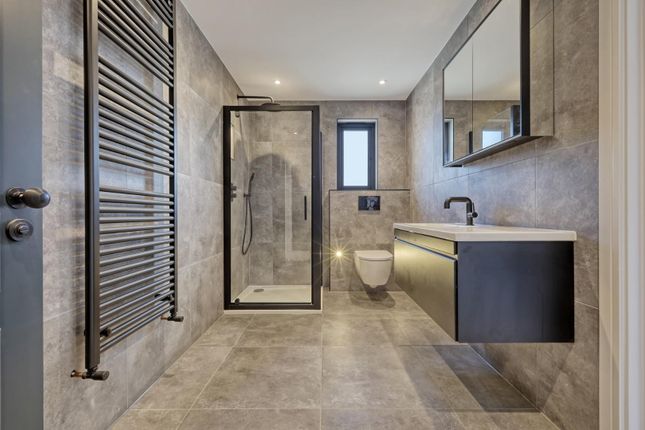 Jack &amp; Jill En-Suite