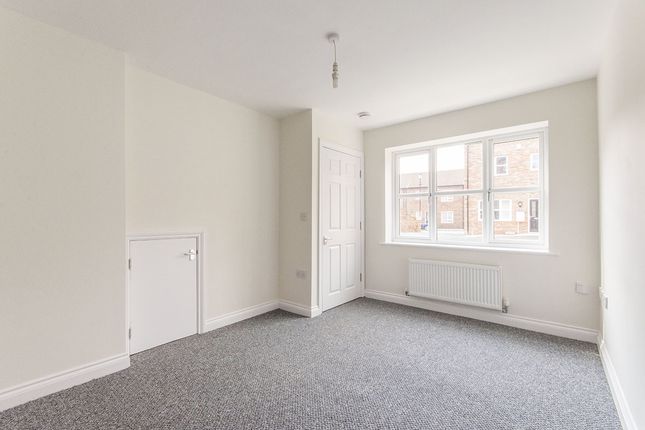 5, Millgate Court, Selby photo 2