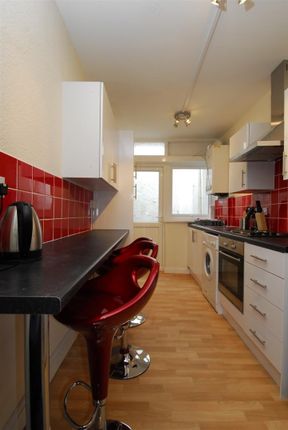 Thumbnail Flat to rent in Prospect Street, Radnor House, Flat 1, Plymouth