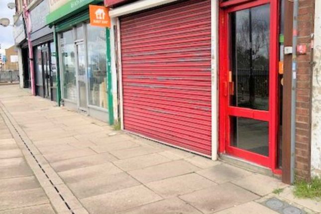 Retail premises to let in Kendal Parade, Silver Street