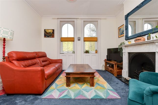 3-bed house on The Terrace Shepherdswell, Dover, £350,000