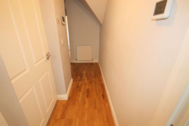 110 Frederick Street, Luton photo 2