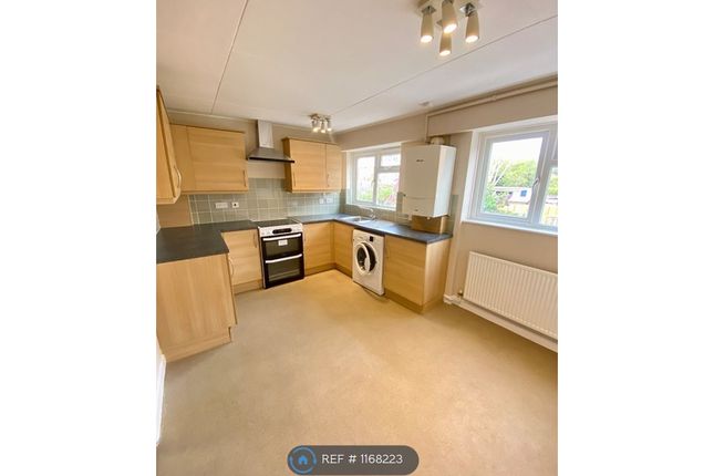 Flat to rent in Barrack Road, Exeter