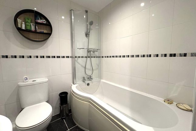 7 Hoade Street, Hindley, Wigan photo 5