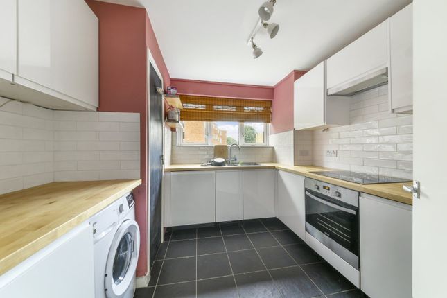 Flat 10, 42, Ryder Court, Leyton photo 3