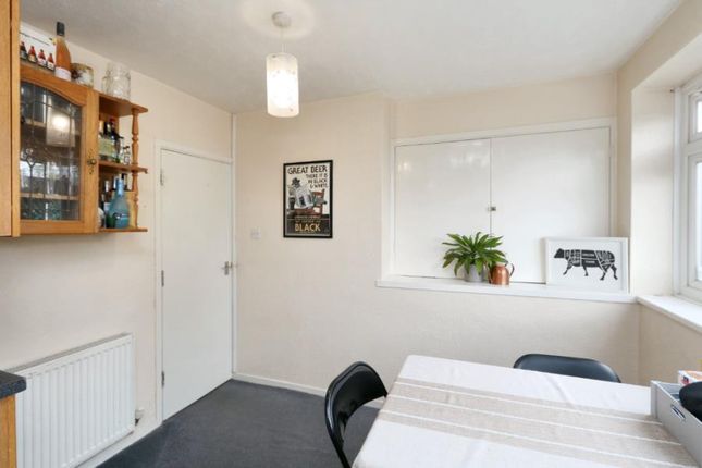 Flat to rent in South Terrace, Surbiton