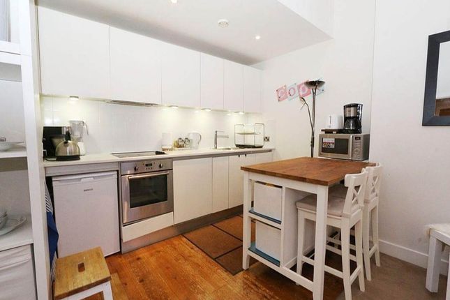 Flat 1, Delauney House, Little Germany photo 4