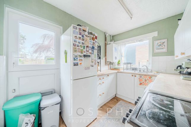 37 Harebell Road, Ipswich photo 4