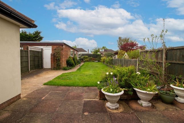 160 Harrow Way, Watford photo 2