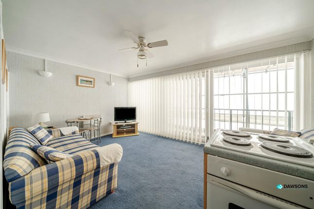 108, Redcliffe Apartments, Swansea photo 2
