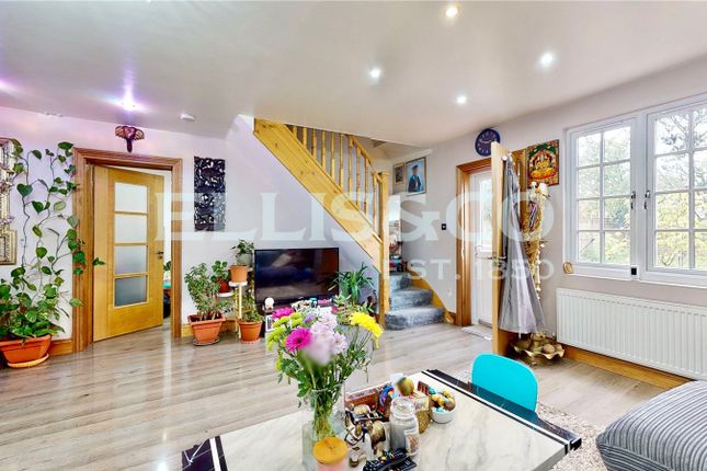 2, Stanley Avenue, Wembley photo 3
