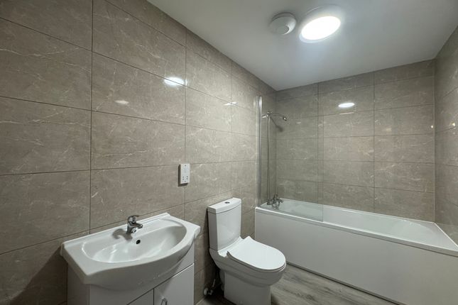 Flat 2, Dudley photo 3