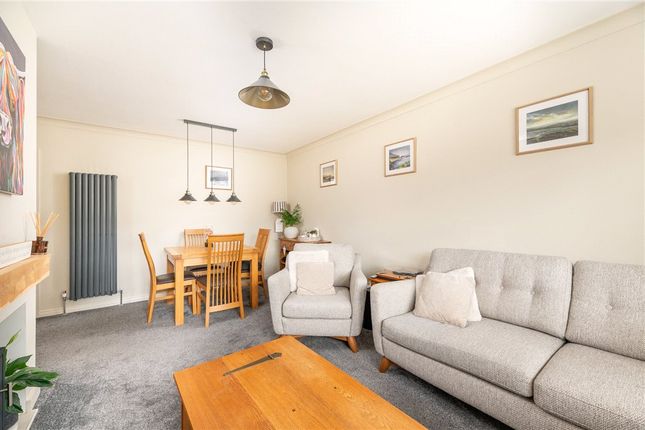6, Wingate Grove, West Yorkshire photo 4