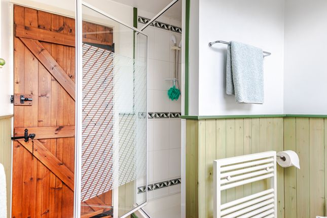 Bathroom2