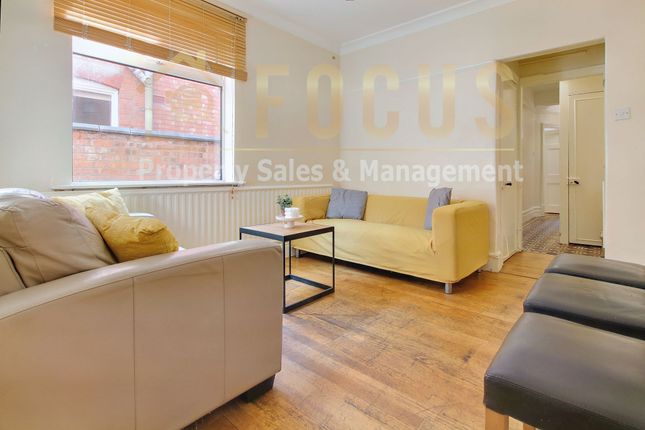 14 Lorne Road, Leicester photo 5