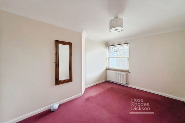Flat 23, Solent Court,, Esplanade, Isle of Wight photo 3