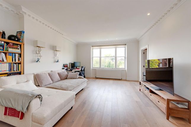 1-bed flat on Flat E, 32, Belsize Park, London, £650,000