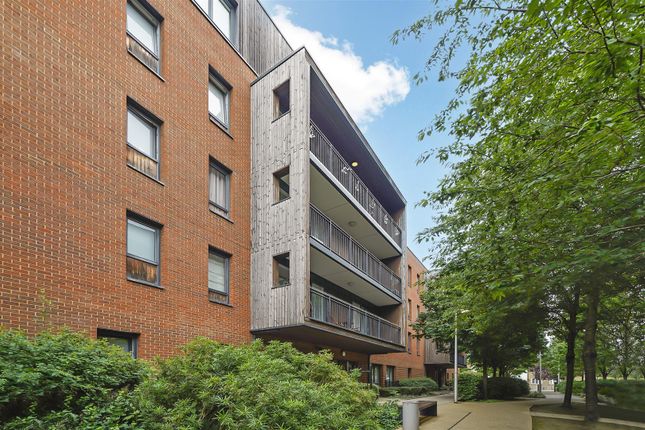11 Johnson Court, 43 Meadowside - J0Kiao0Rtkgh9Ex7
