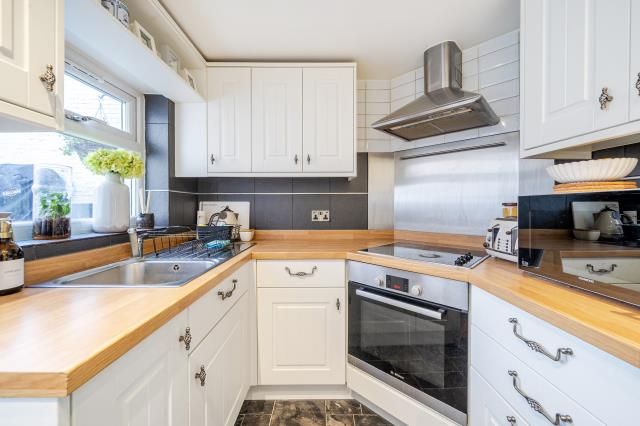 234, Waterside, Chesham photo 4