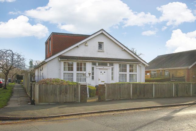 Thumbnail Detached house for sale in Squires Bridge Road, Shepperton