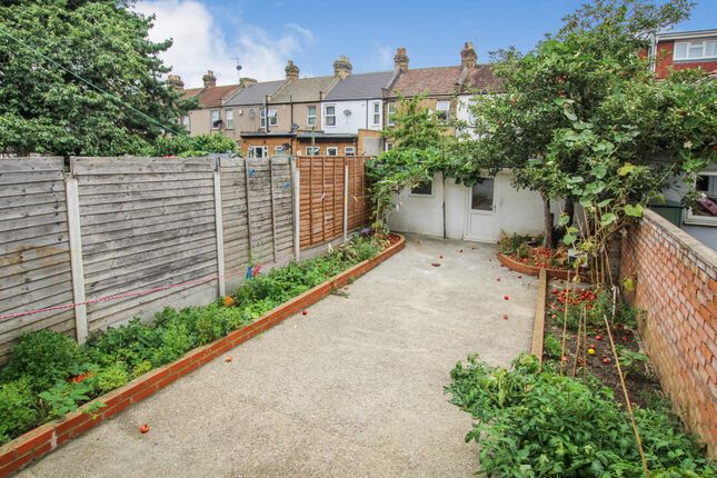 18, Madras Road, London photo 3