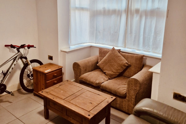 415, Cleethorpe Road, Grimsby photo 4