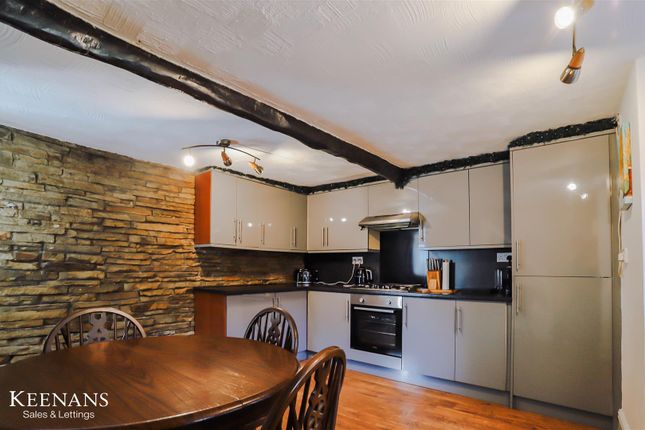 Fields Farm Cottage, Hawthorn Avenue, Oswaldtwistle photo 4