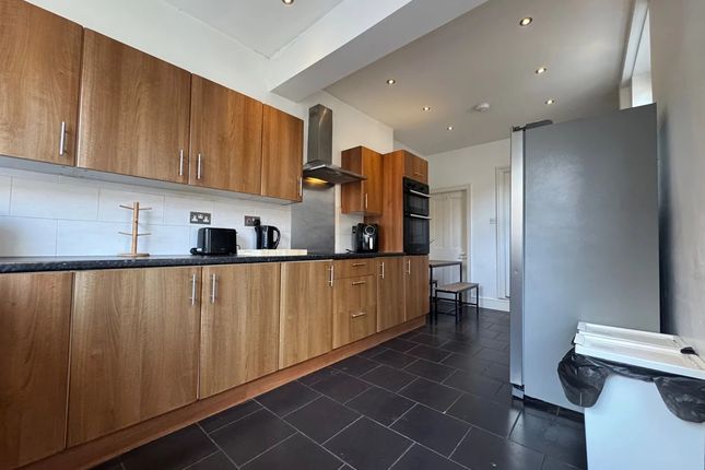 room 5 90, Colwick Road, Nottingham photo 4