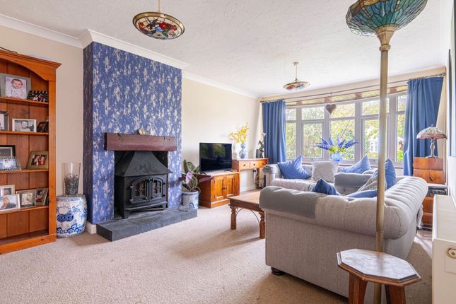 28, Caystreward, Great Yarmouth photo 2