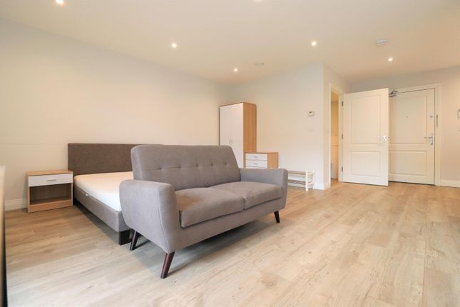 49, Panorama Apartments, Harefield Road, Uxbridge photo 2