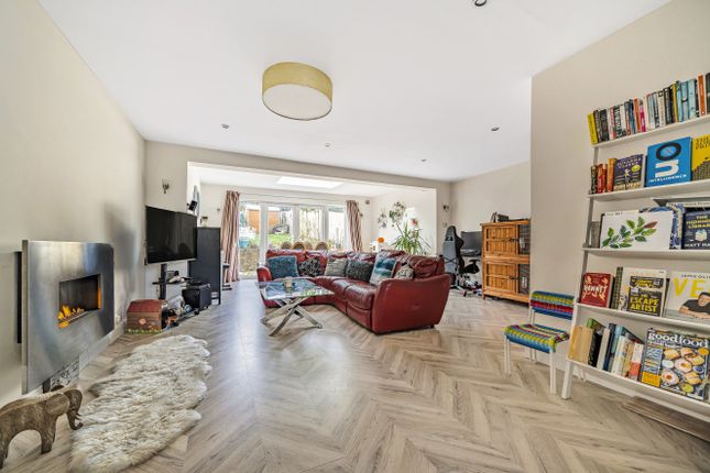 Terraced house for sale in The Ridings, Alverstone Avenue, Barnet