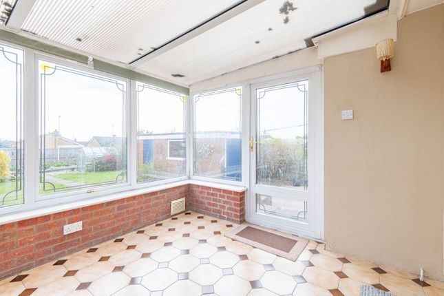 39 Highland Way, Lowestoft photo 4