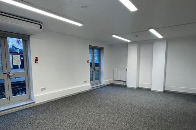 Office to let in Suite A, 212, St Ann's Hill, Wandsworth