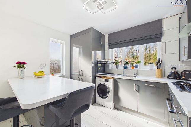 35 Pickthorn Close, Lancaster photo 3