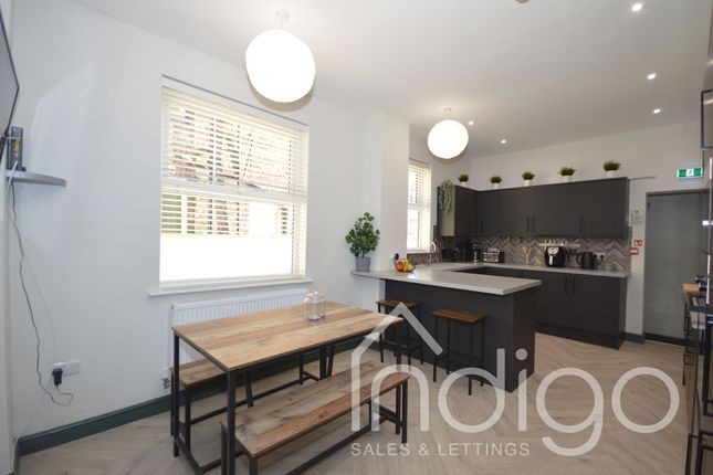 Room 3, 25 Regent Road, Stoke-On-Trent photo 4