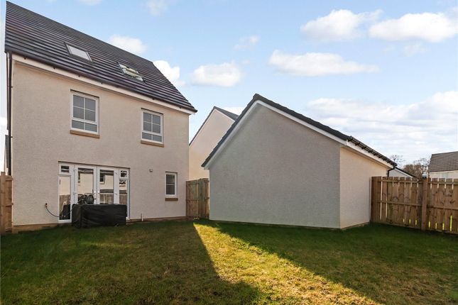 Town house for sale in Fairlie Road, Brookfield, Johnstone