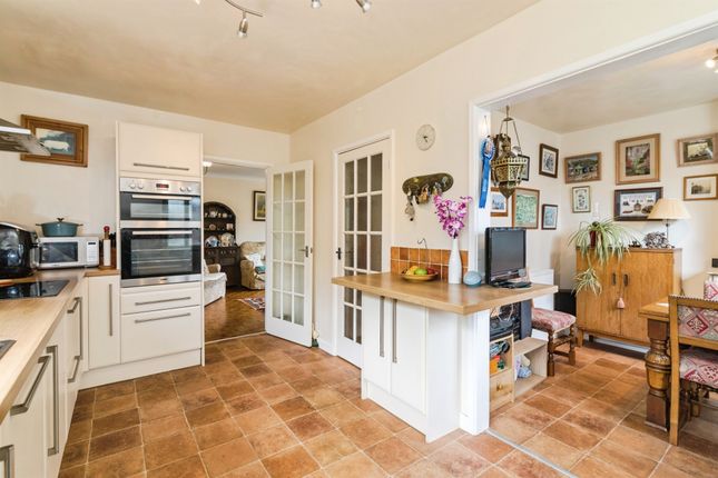 6, Mill Gardens, Bungay photo 4