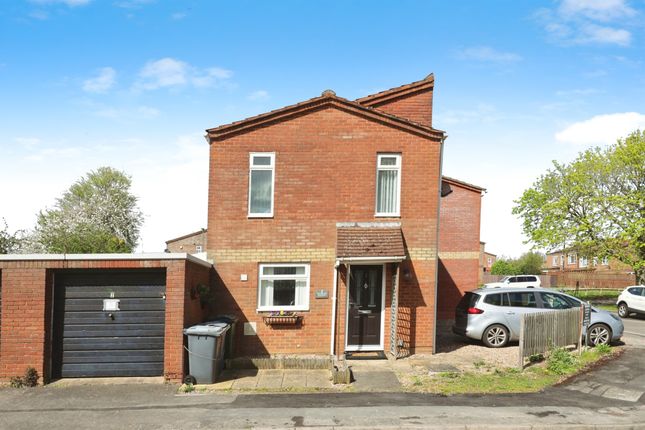 Thumbnail Semi-detached house for sale in Bedder Road, High Wycombe