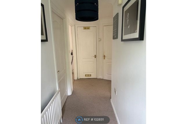 Madeira Court, St John Road Cove, Farnborough photo 3