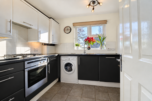 Rowan Place, High Wycombe photo 4
