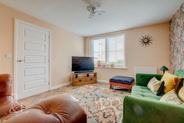 1, Meadow Crescent, Nottingham photo 4