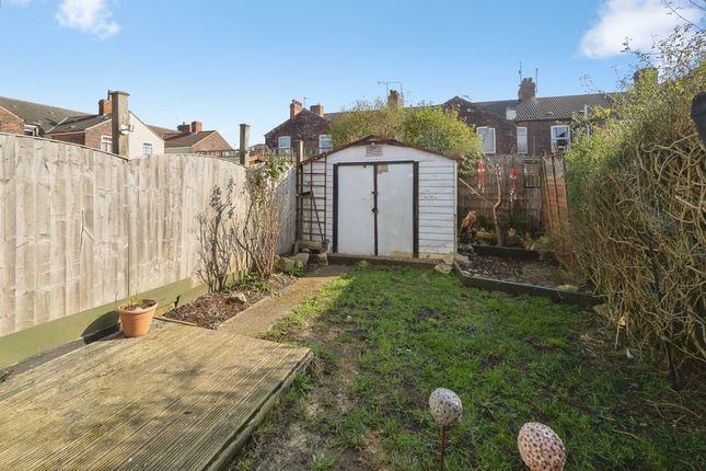 14, Dryden Street, Hull photo 2