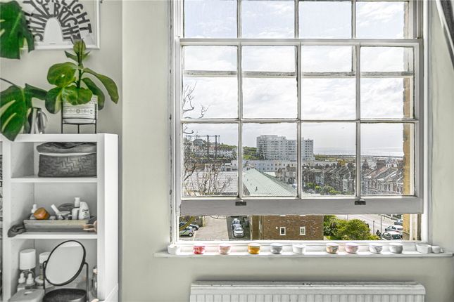 Flat for sale in Sussex Square, Kemp Town, Brighton
