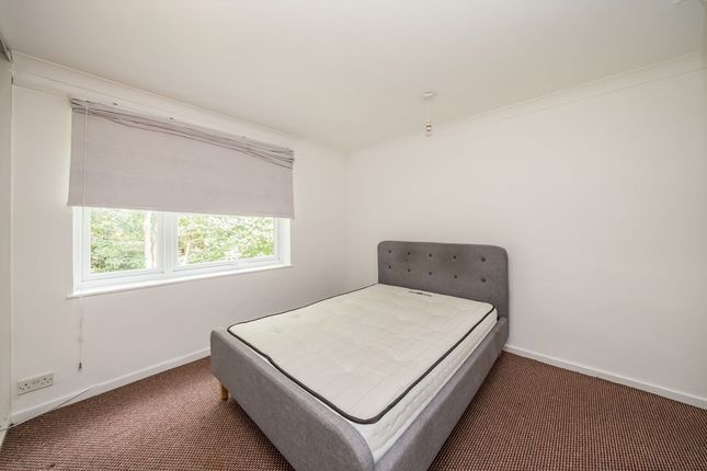 36, Hepple Close, Isleworth photo 4