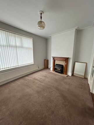 1, Edmund Street, Blackburn photo 2